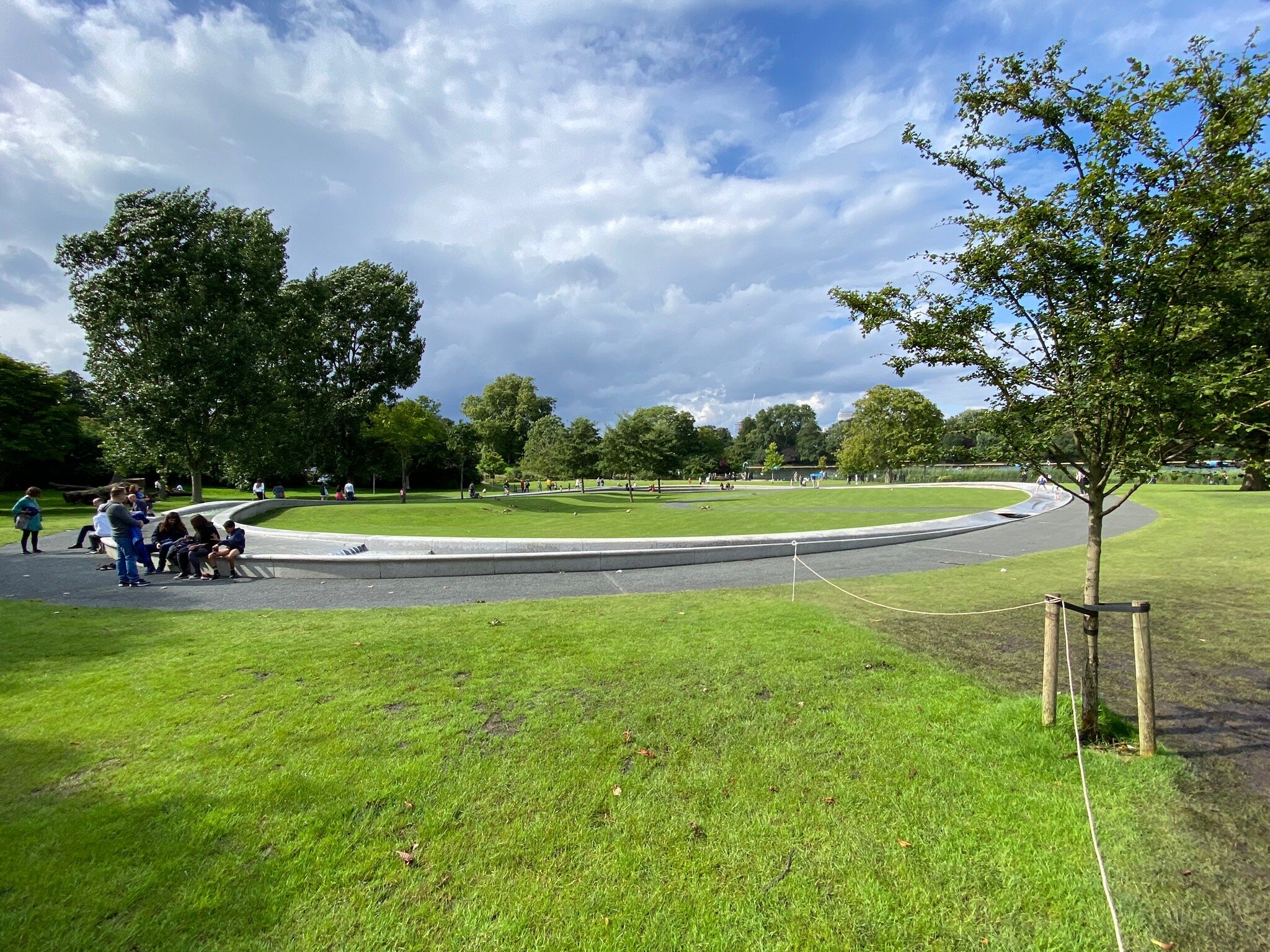 最新】プリンセス・ダイアナ・メモリアル・ファウンテン