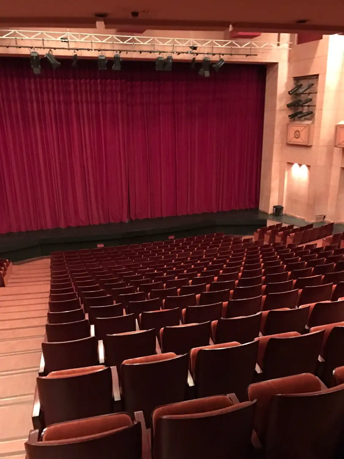 Hotel in zona NTNG - Lazaristes Monastery