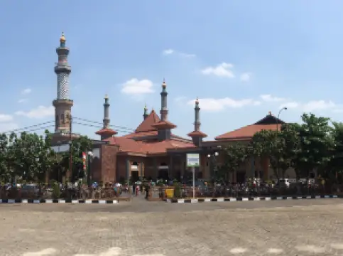 Alun Alun Kejaksan Cirebon