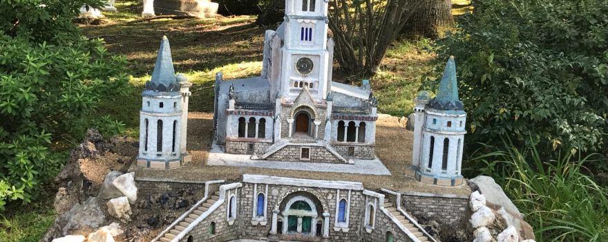 Ave Maria Grotto