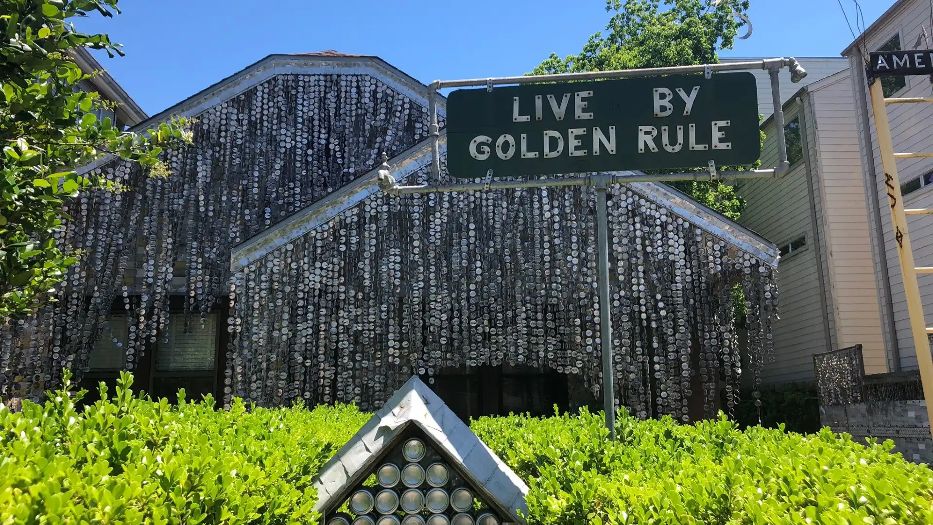 Hoteles cerca de Beer Can House