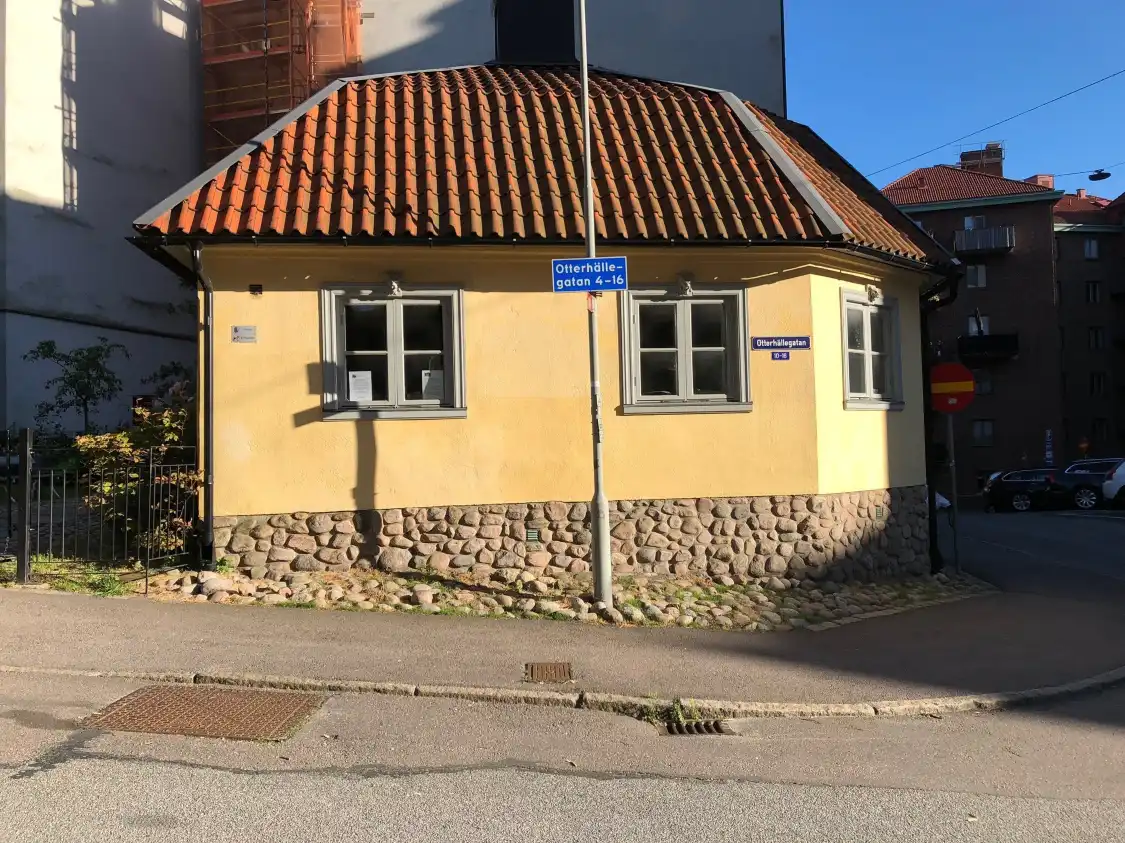 Hotels near Drottning Kristinas Jaktslott