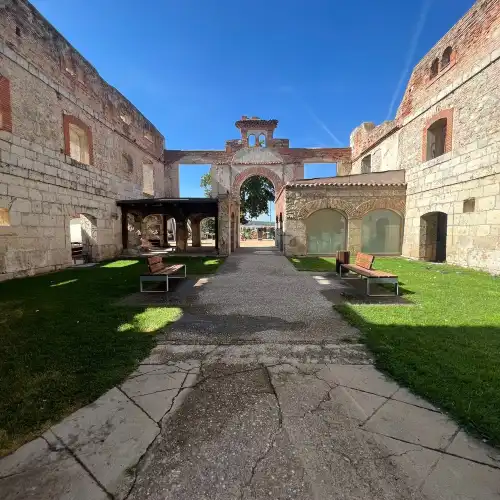 Valley of the 6 Senses