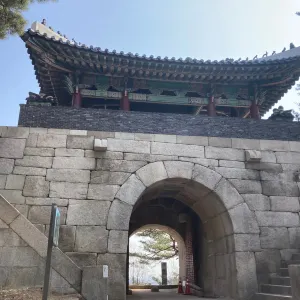 北嶽山首爾城郭