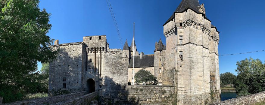 Castle Cherveux