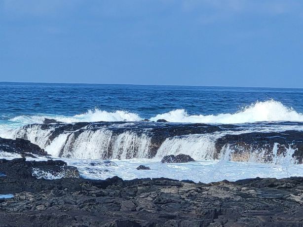 Wawaloli Beach Park
