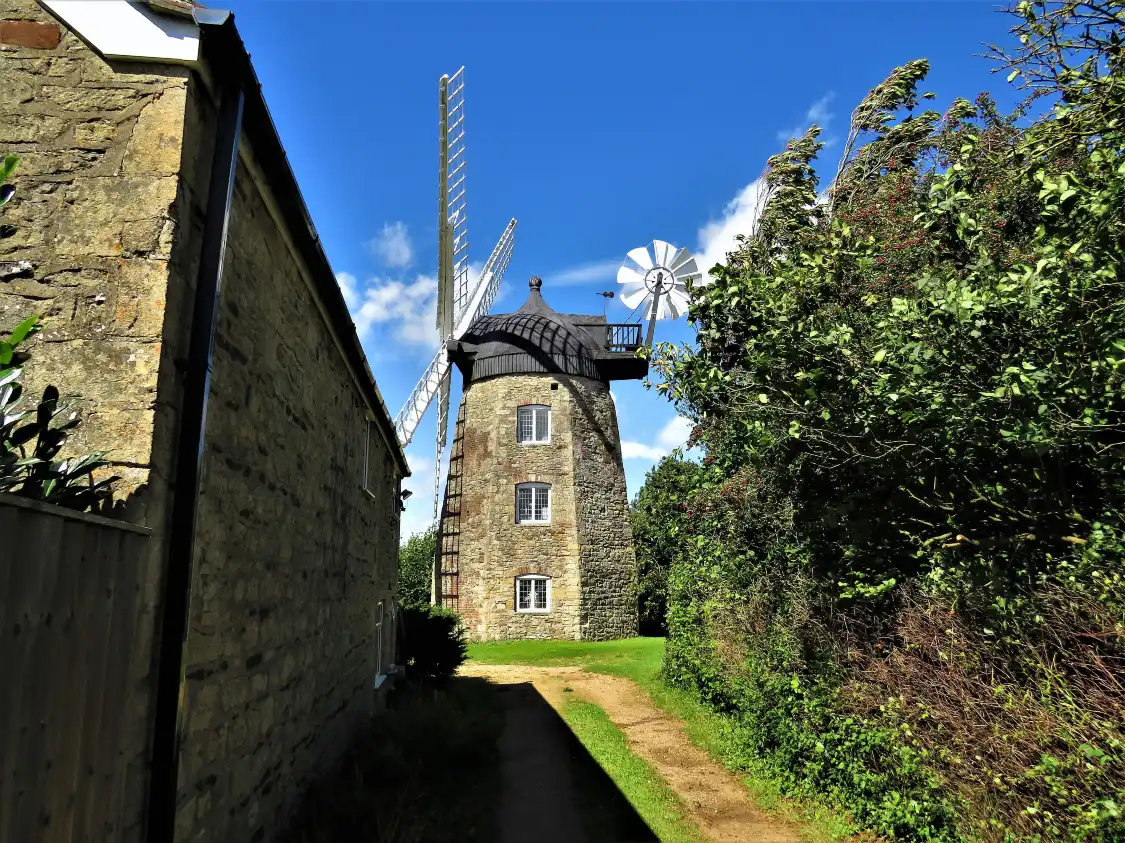 Hotels near Wheatley Windmill, Wheatley, Oxfordshire