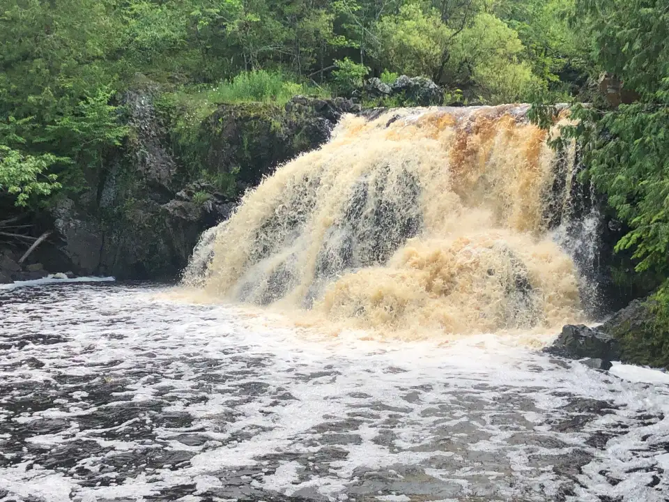 3_Interstate Falls