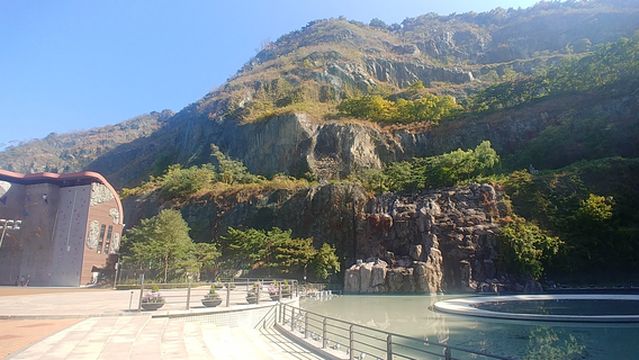 Yongma Waterfall Park