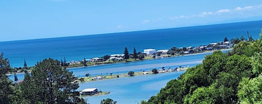 Bledisloe Holiday Park