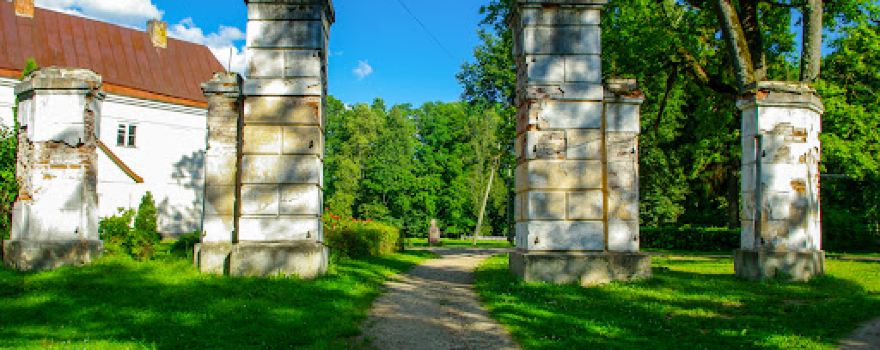 Varakļāni Palace