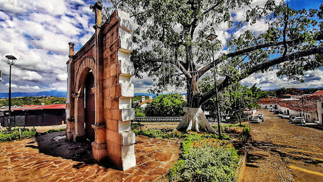 La Puerta Grande de Girón