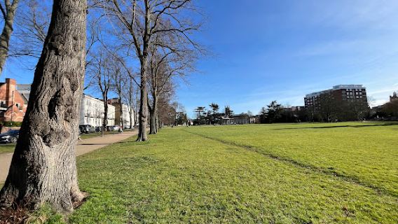 Pump Room Gardens