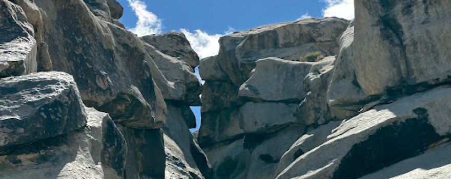 Mojave Guides - Joshua Tree Rock Climbing Guides
