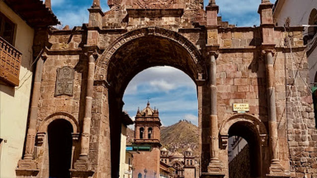 Arco de Santa Clara, Cuzco Perú
