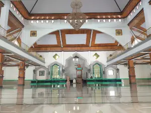 Masjid Agung Syuhada Masamba