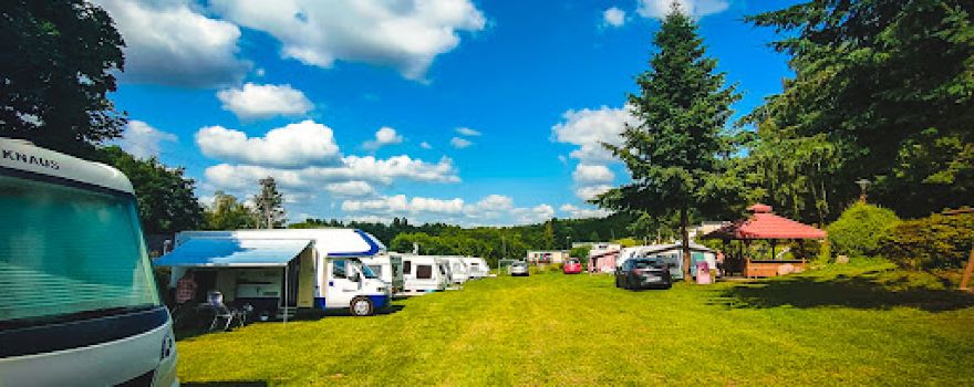 Camping Tamowa Wypoczynek Nocleg nad jeziorem Ośrodek wczasowy