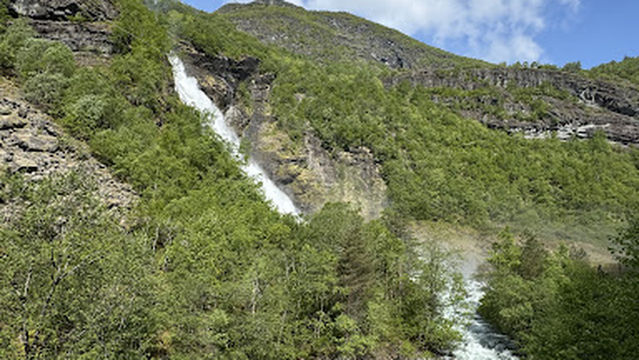 Avdalsfossen