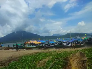 Pantai Susteran Sarotari