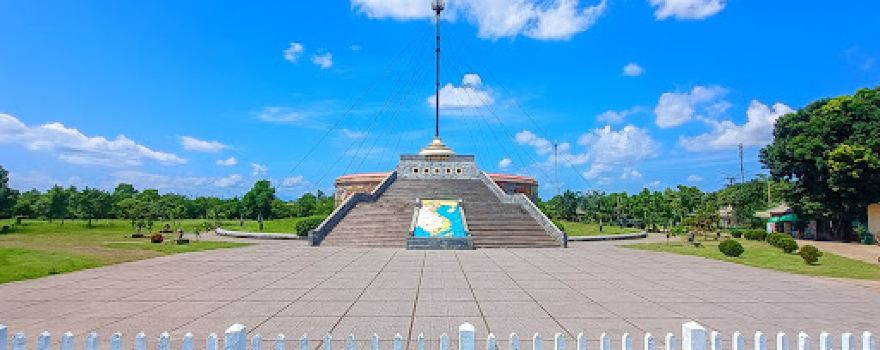 History Museum Hien Luong Bridge
