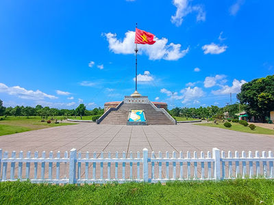 History Museum Hien Luong Bridge
