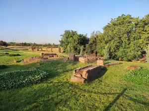 Ahlat Selçuklu Mezarlığı