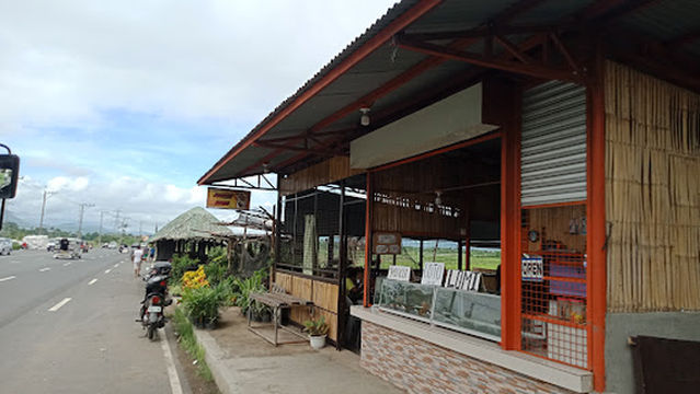 Victoria, Laguna Welcome Arch