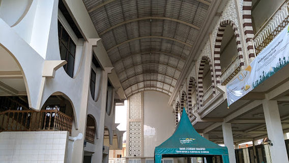 Remas Masjid Besar Baiturrahman Genteng