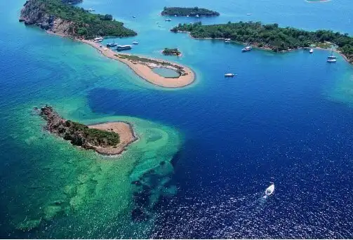 Hotels near Calis Beach