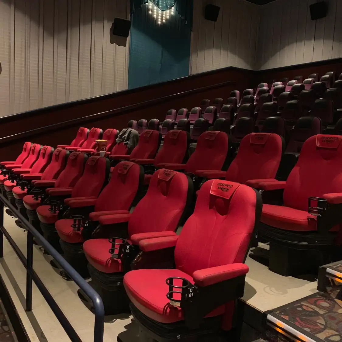 R/C Hanover Movies 16 주변 호텔