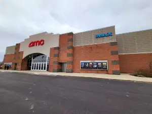 AMC Muncie 12