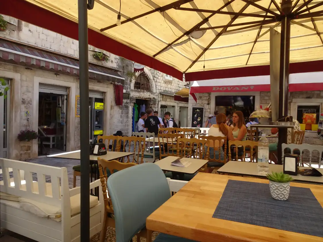 Hotels near Central Square in Trogir