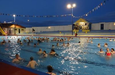 Stonehaven Heated Open Air Swimming Pool