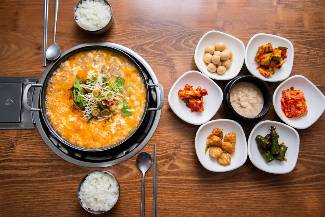 원조초당순두부 주변 호텔
