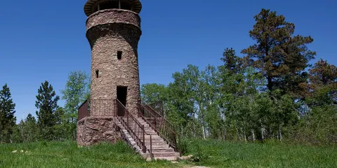 Mt Roosevelt Monument