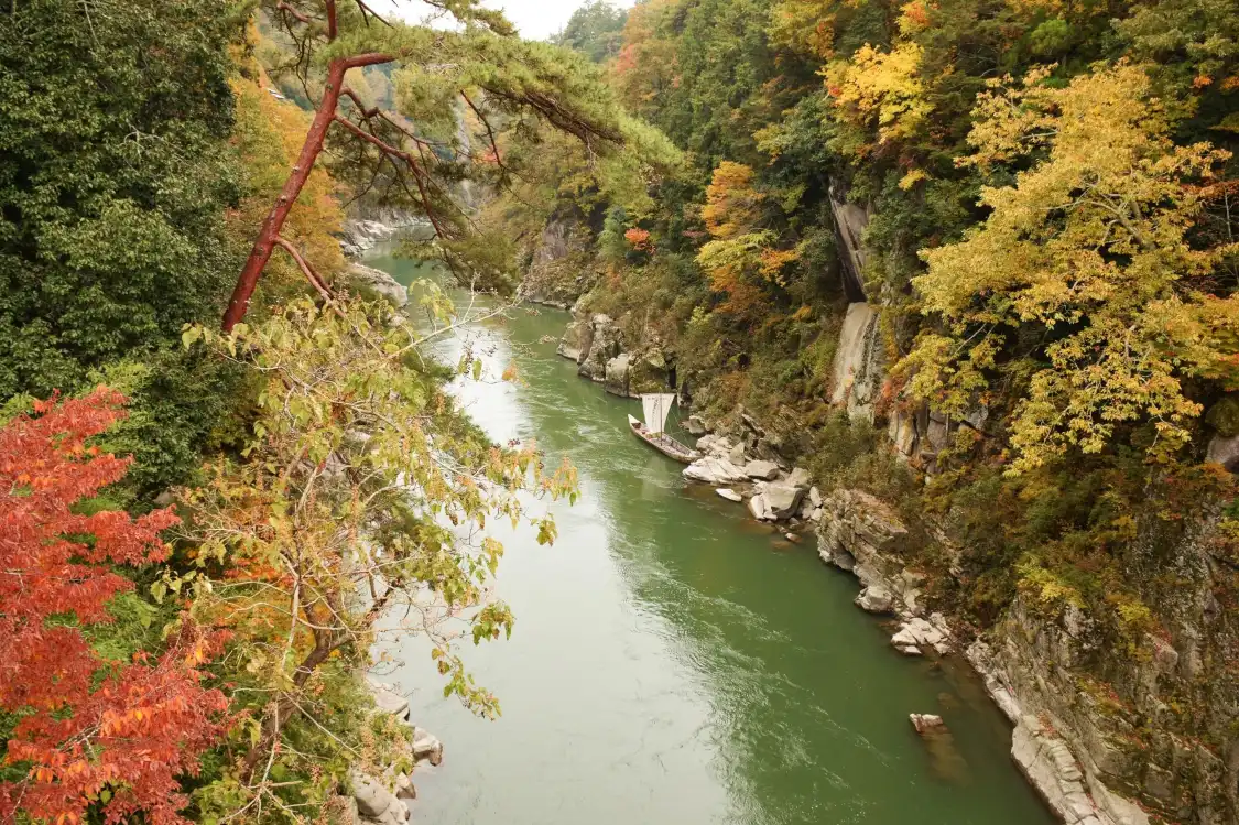 Hotels near Tenryukyo Gorge