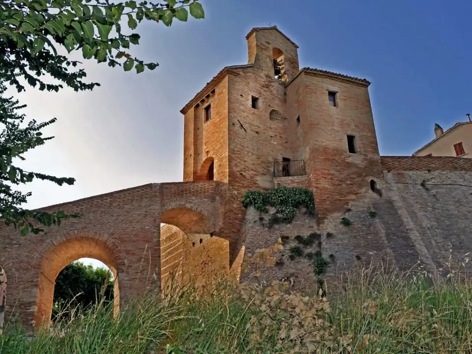 3_Castello di Loretello