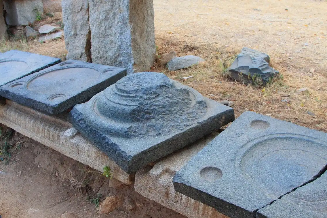 Hotels near Bhojana Shala
