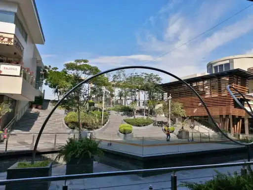 Hotels near Circuit Makati