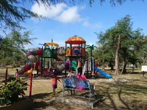 Maharat Beach