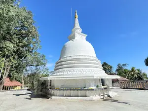 Nawagamuwa Paththini Temple