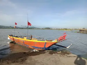 Calamba Baywalk