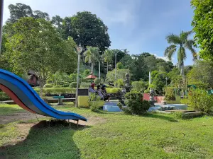 Taman Purbakala Batu Pake Gojeng