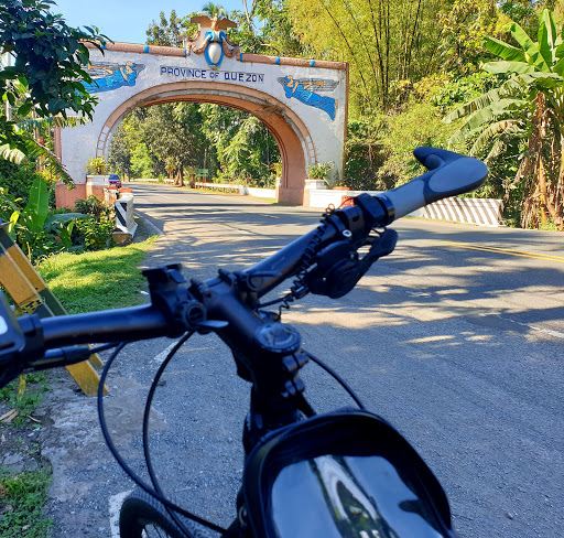 Laguna-Quezon Boundary Arch