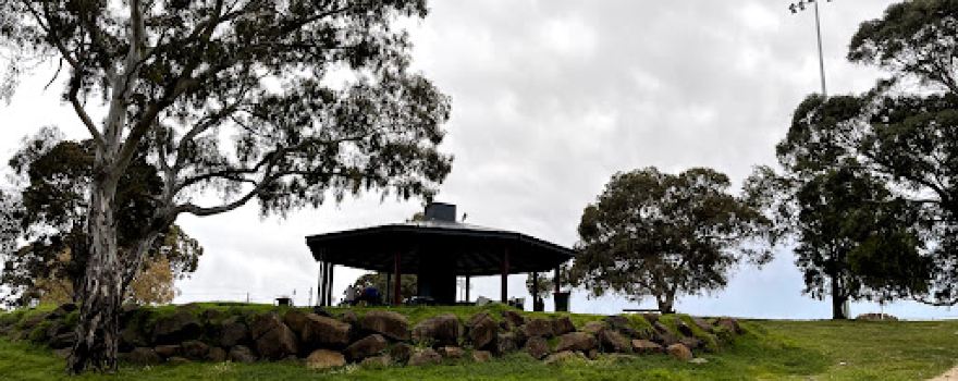 Avondale Heights Football Club