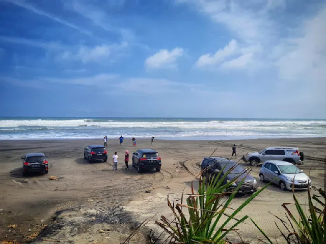pantai sereg view