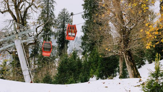 Solang Ropeway & Ski Center