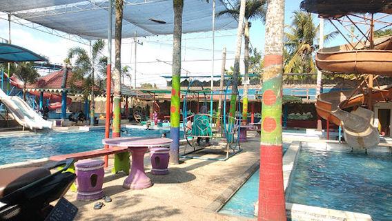 Kolam Renang Happy Fun 1