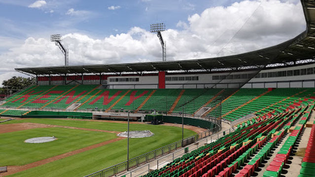Kenny Serracín Stadium