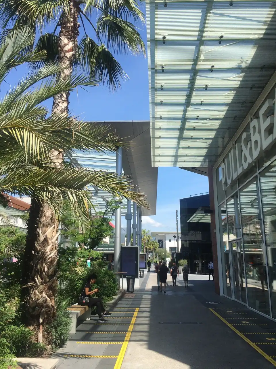 5_Shopping Promenade